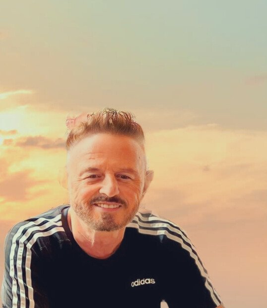 Friedhelm Deussner, Autor und Gründer von Bücherstark
