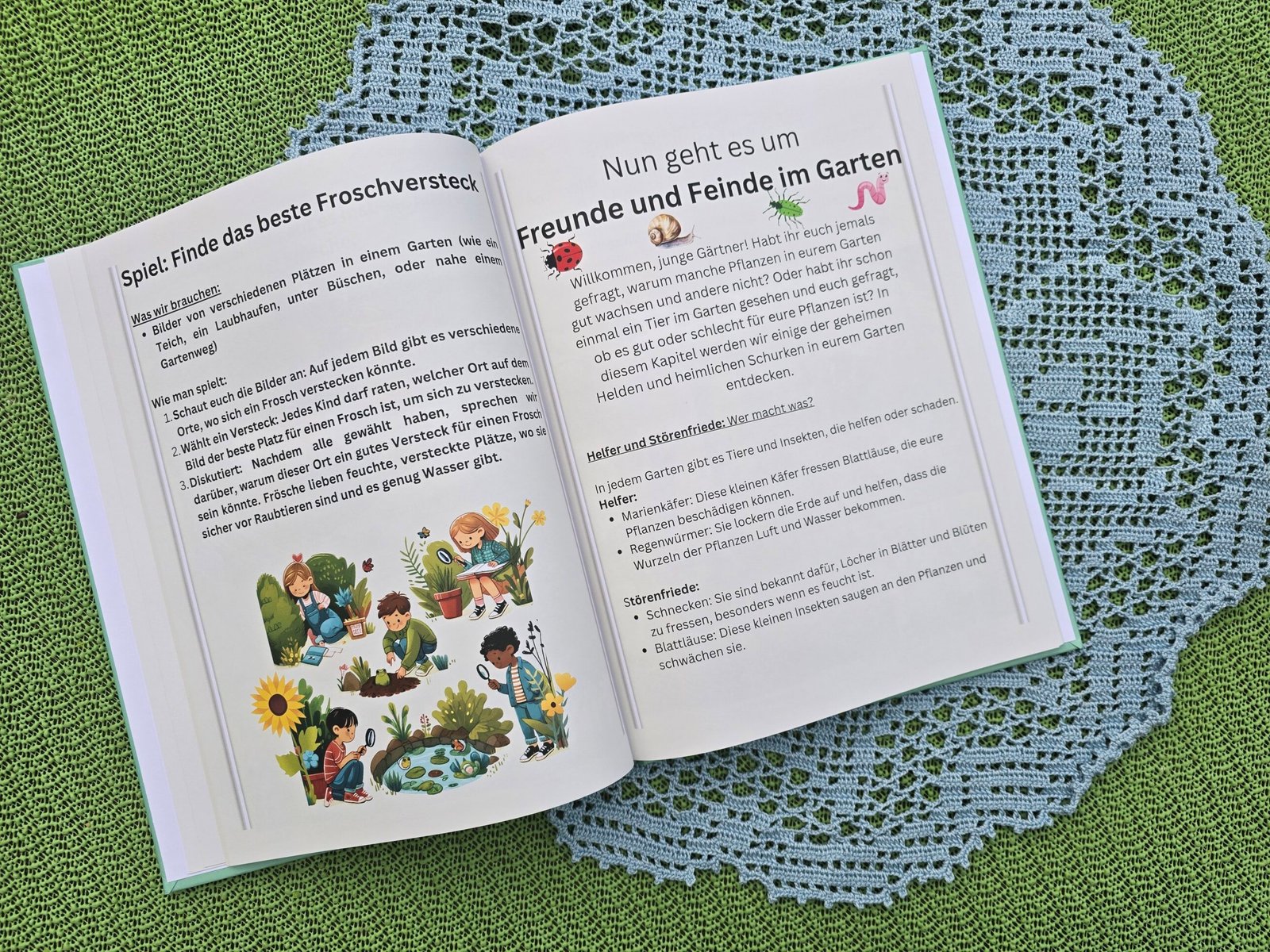 Aufgeschlagene Buchseiten über nützliche und störende Tiere im heimischen Garten